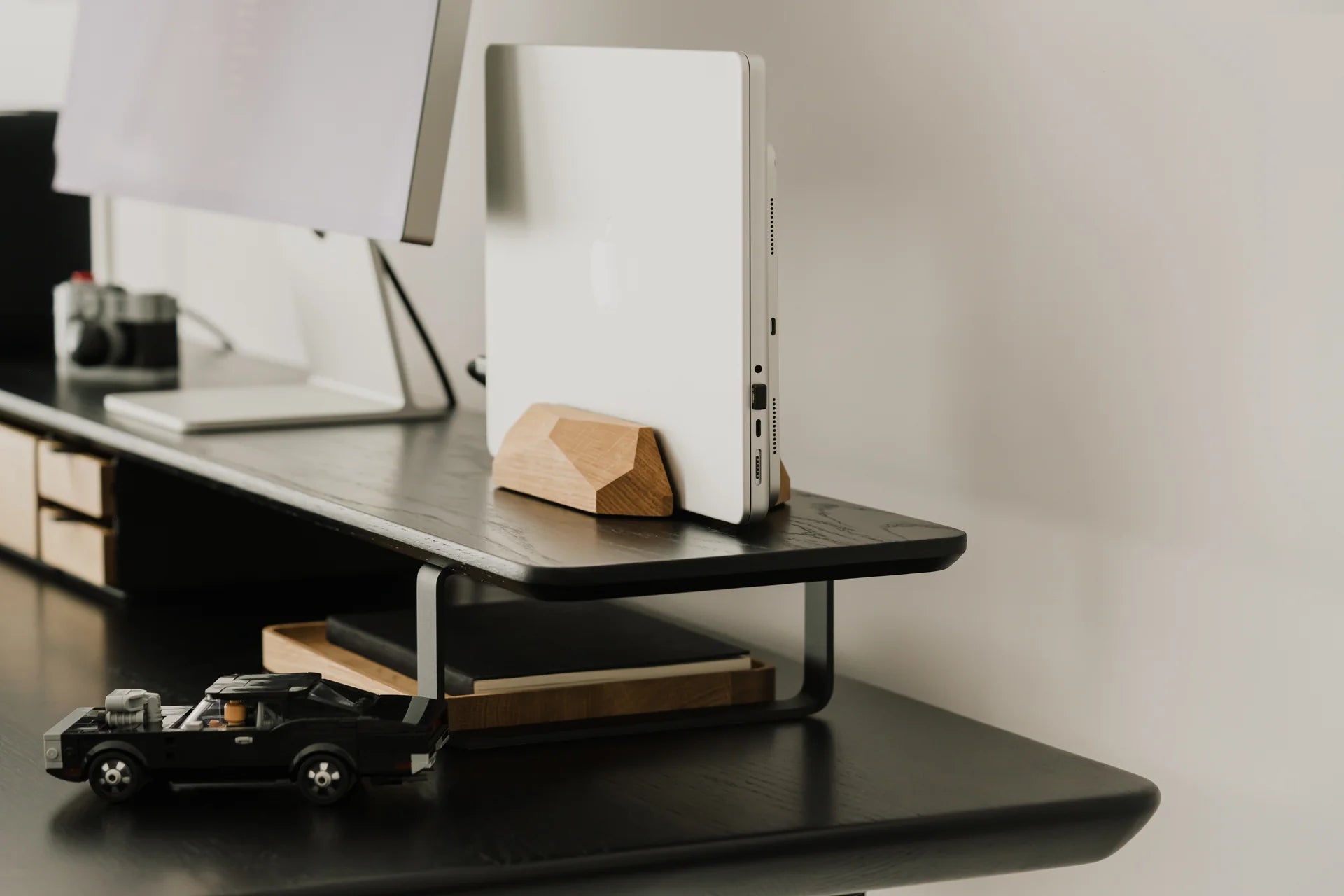 Kreawood North American Solid Hardwood Monitor Stand North American Solid Black Oak 105 × 23 × 11 cm